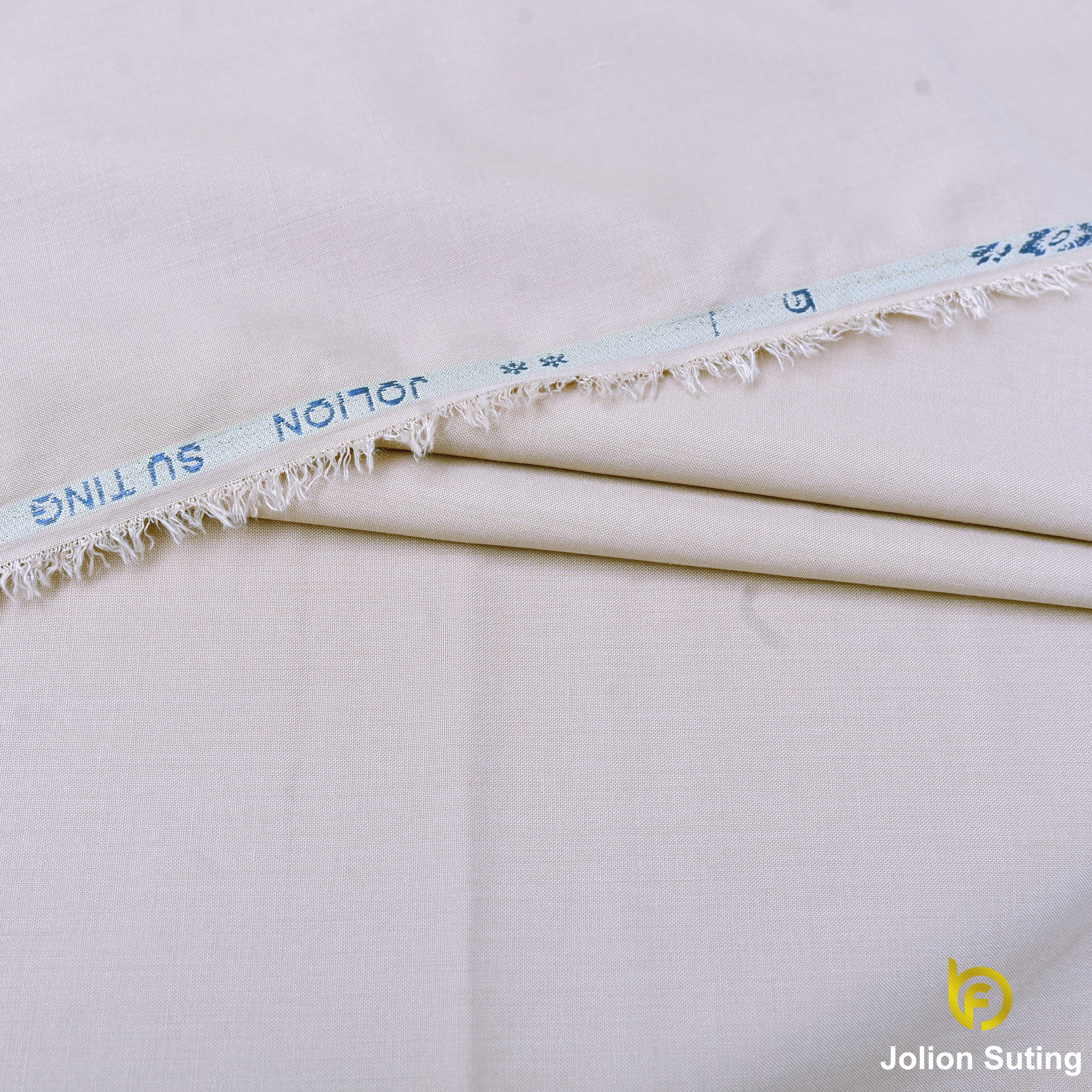 Brother Fabrics Jolion Suiting Wash & Wear – Ivory White