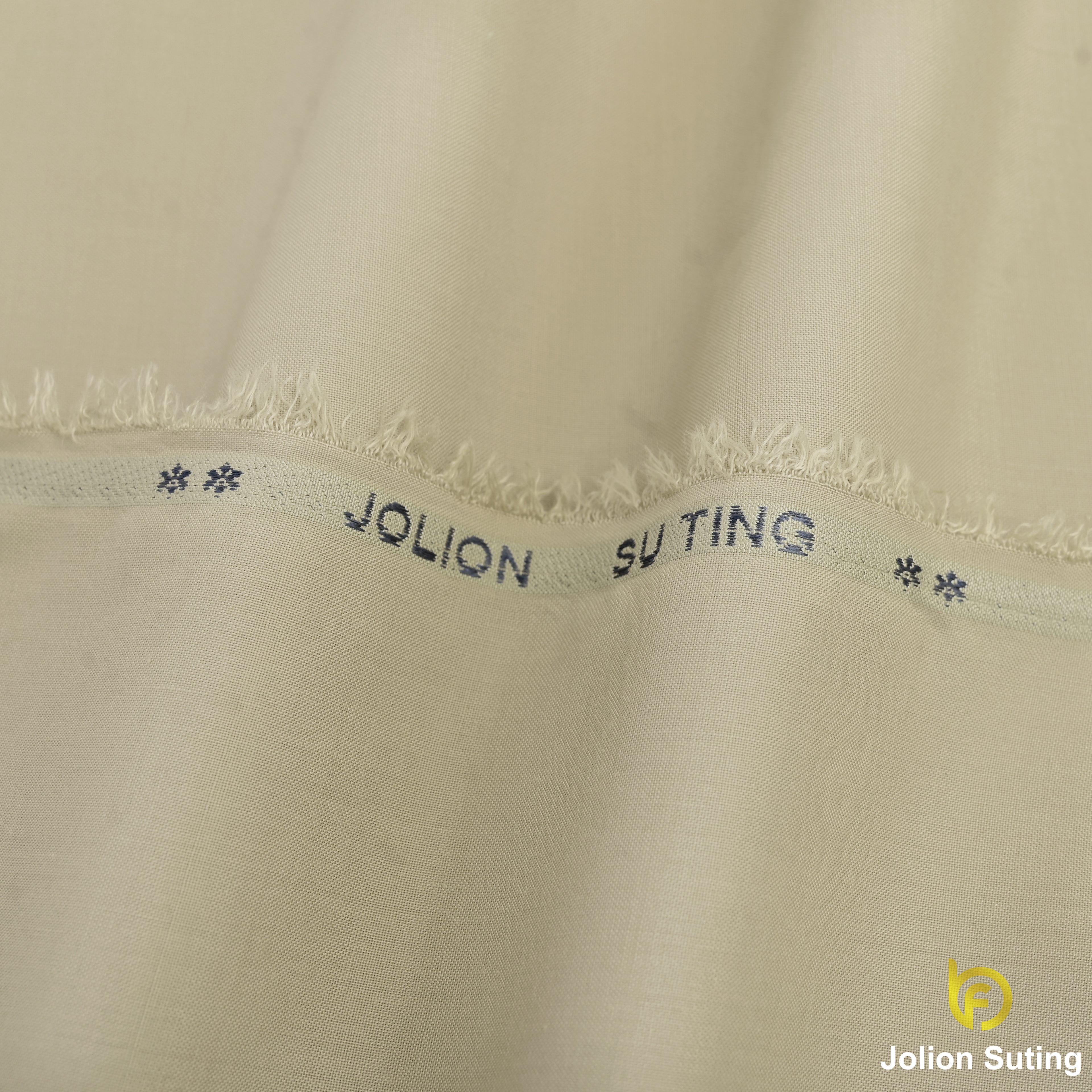 Brother Fabrics Jolion Suiting – Light Olive
